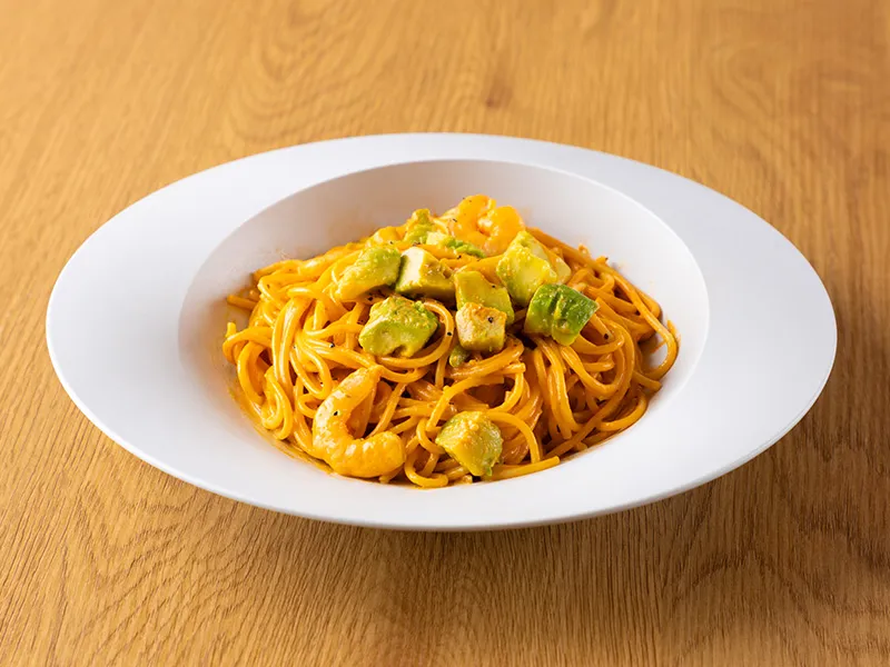 海老とアボカドのトマトクリーム